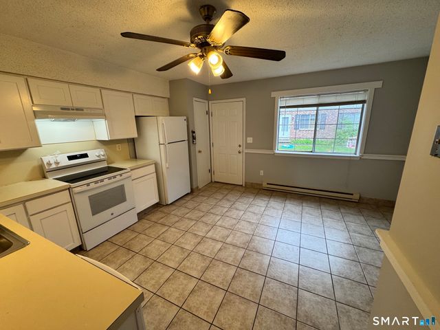 975 Meriden Road 120, Waterbury, CT 06705