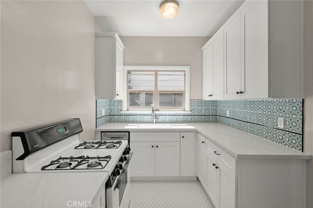 1142 Bennett, Long Beach, CA 90804