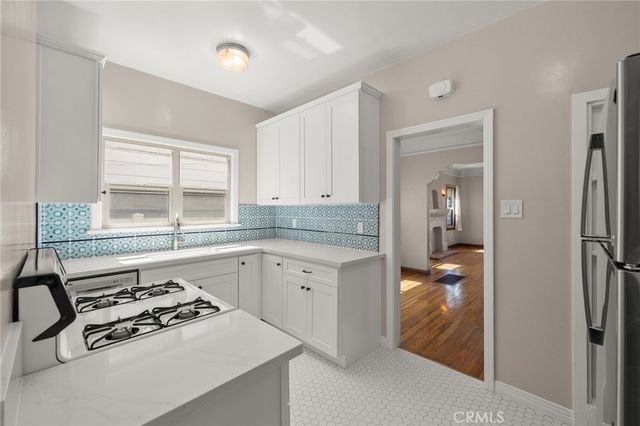 1142 Bennett, Long Beach, CA 90804