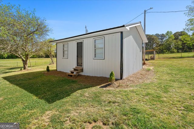 2746 County Road 67, Roanoke, AL 36274