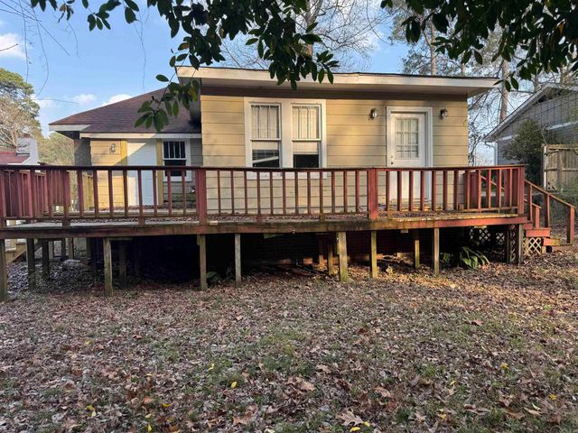 1338 N Madison, El Dorado, AR 71730