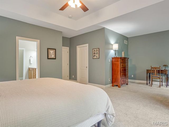 6142 Stone Wolfe Drive, Glen Carbon, IL 62034