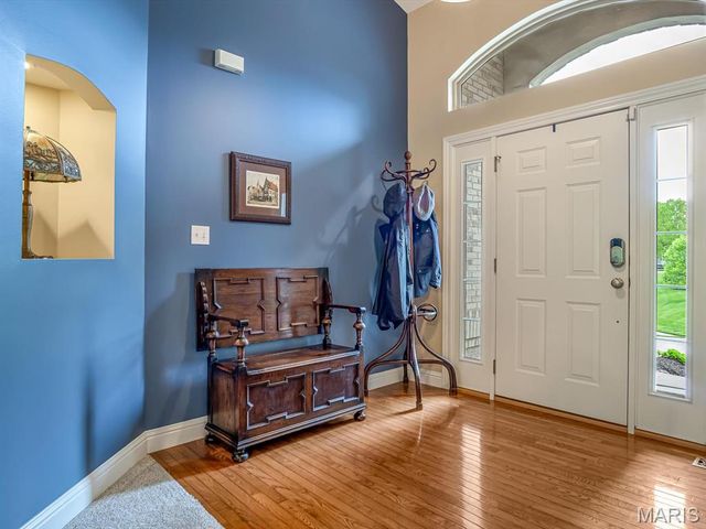 6142 Stone Wolfe Drive, Glen Carbon, IL 62034