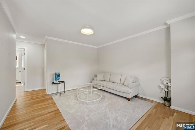 901 Washington Drive, Ramsey, NJ 07446