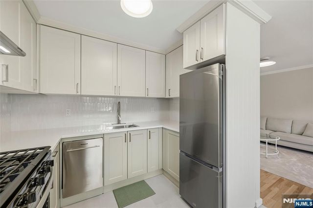 901 Washington Drive, Ramsey, NJ 07446