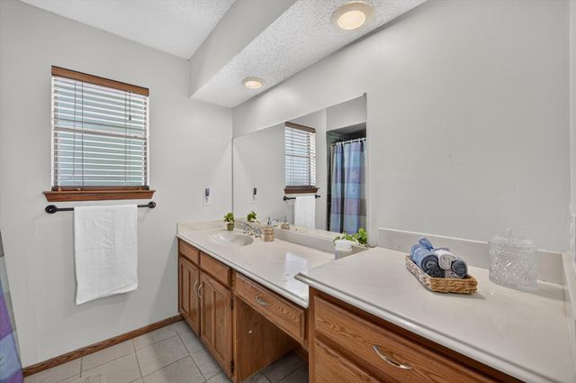 5003 Fairmount Drive, Arlington, TX 76017