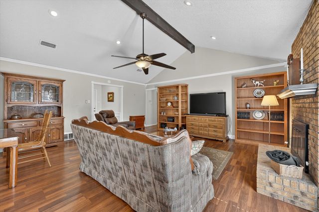 5003 Fairmount Drive, Arlington, TX 76017