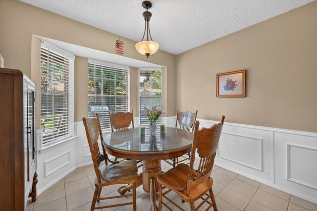 5003 Fairmount Drive, Arlington, TX 76017
