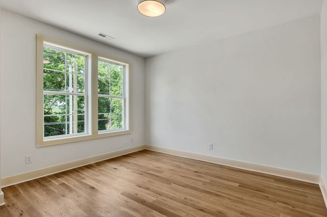 660B Vernon Ave, Nashville, TN 37209