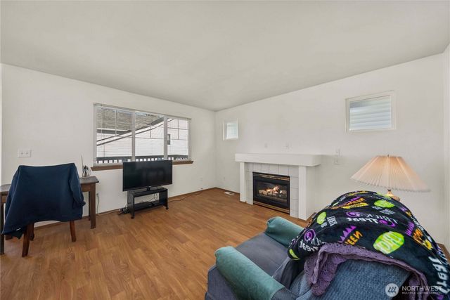 11236 3rd Avenue E, Tacoma, WA 98445