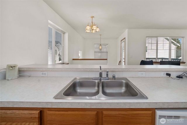 11236 3rd Avenue E, Tacoma, WA 98445