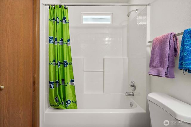 11236 3rd Avenue E, Tacoma, WA 98445