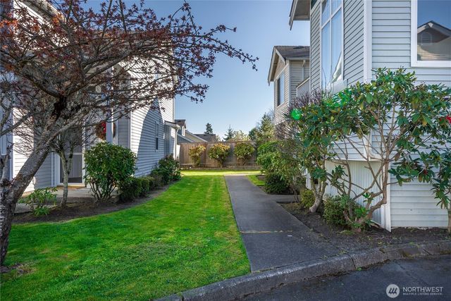 11236 3rd Avenue E, Tacoma, WA 98445