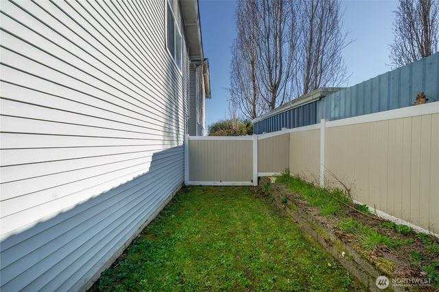 11236 3rd Avenue E, Tacoma, WA 98445