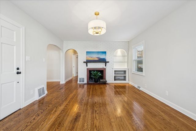 118 N Cedar Street, Palatine, IL 60067