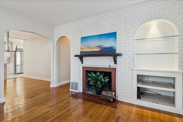 118 N Cedar Street, Palatine, IL 60067