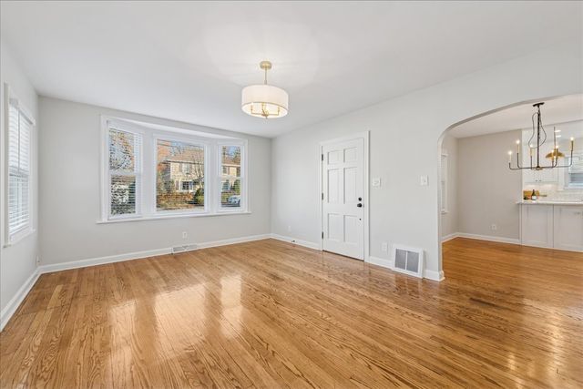 118 N Cedar Street, Palatine, IL 60067