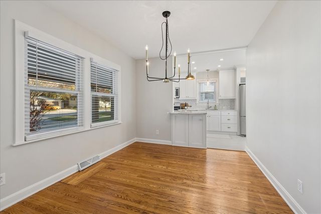 118 N Cedar Street, Palatine, IL 60067