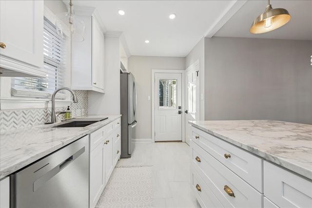 118 N Cedar Street, Palatine, IL 60067