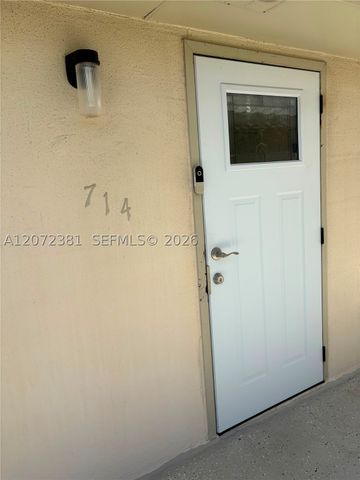 714 Saxony O 714, Delray Beach, FL 33446