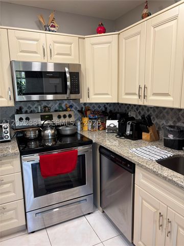 714 Saxony O 714, Delray Beach, FL 33446