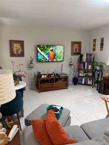 714 Saxony O 714, Delray Beach, FL 33446