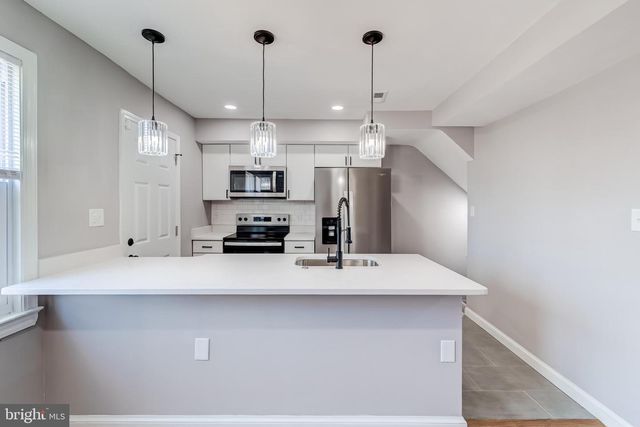 1902 GOOD HOPE RD SE, Washington, DC 20020