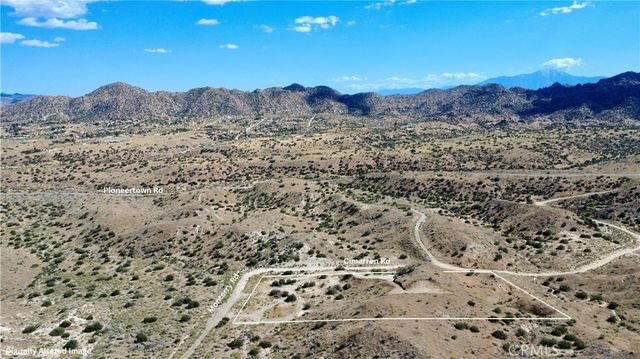 101 Cimarron Road, Pioneertown, CA 92268