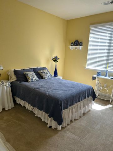 2877 23rd Court, Kingsburg, CA 93631