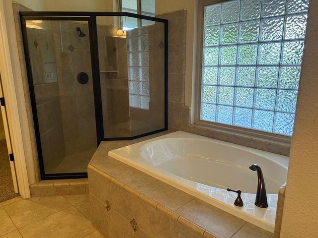 2877 23rd Court, Kingsburg, CA 93631