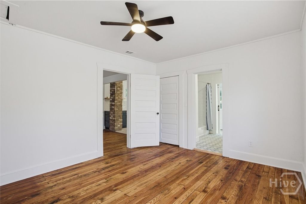 Image 28 of property listing at 49 Saint Johns Avenue, Savannah, GA 31404