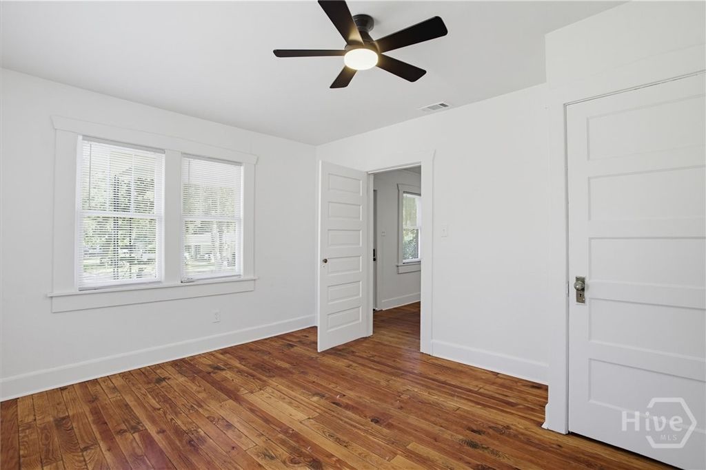 Image 30 of property listing at 49 Saint Johns Avenue, Savannah, GA 31404
