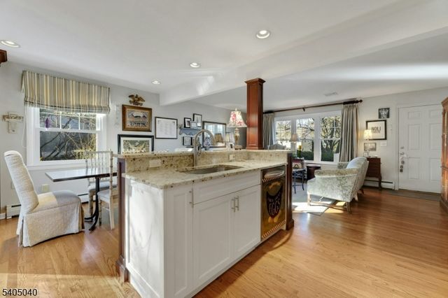 28 Kingston Rd, Wayne Twp., NJ 07470