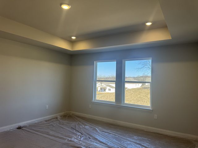 127 Dahlia Dr, La Vergne, TN 37086