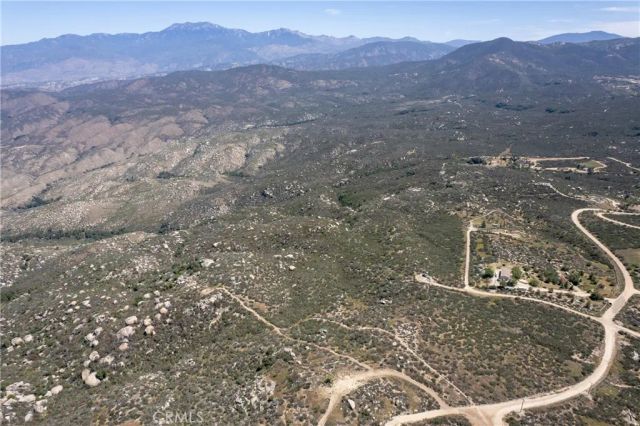 2 Oak Drive, Hemet, CA 92544