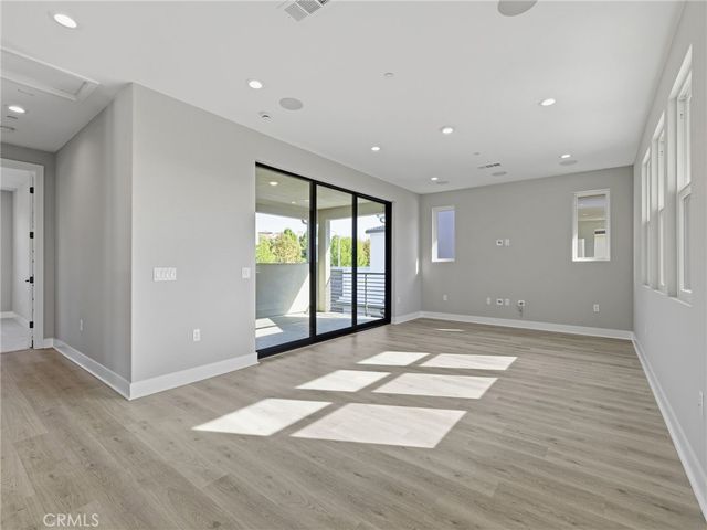 125 Apron, Irvine, CA 92618