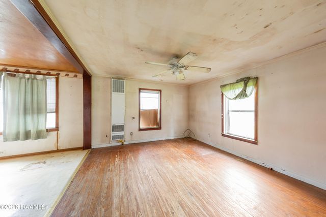 1409 E Willow Street, Lafayette, LA 70501
