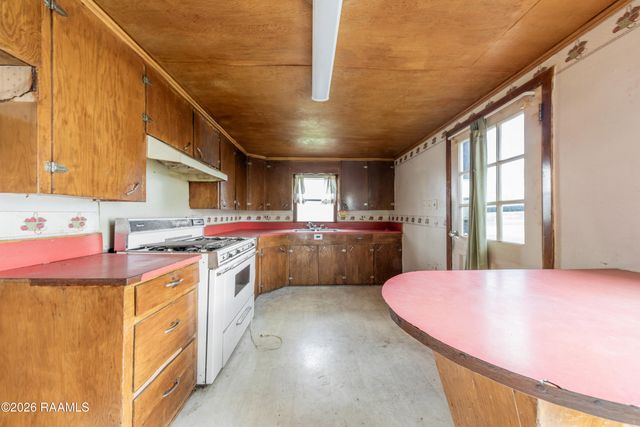 1409 E Willow Street, Lafayette, LA 70501