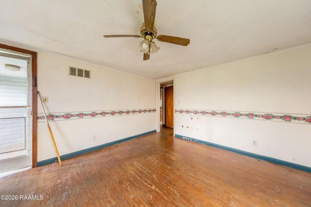 1409 E Willow Street, Lafayette, LA 70501