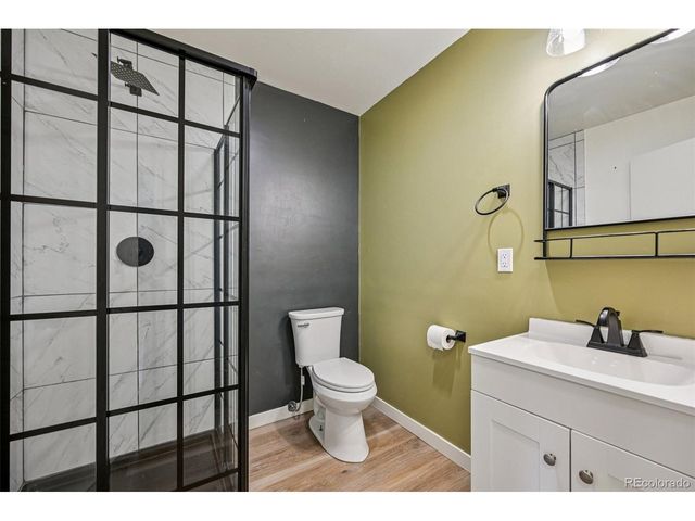 10690 Dover St, Broomfield, CO 80021