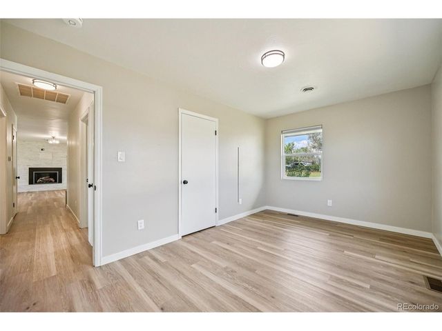 10690 Dover St, Broomfield, CO 80021