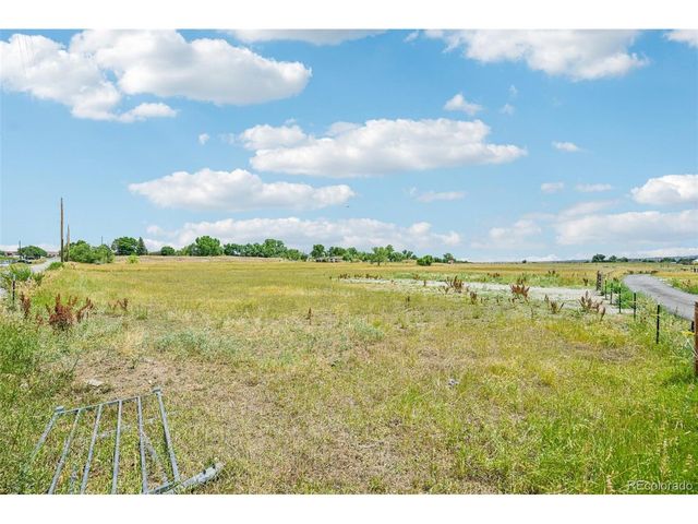 10690 Dover St, Broomfield, CO 80021