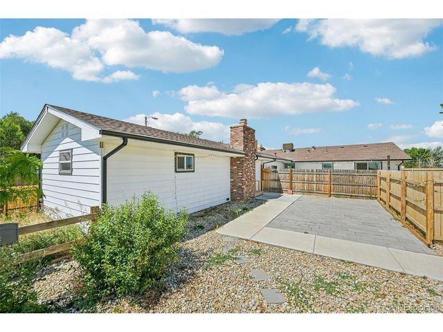 10690 Dover St, Broomfield, CO 80021