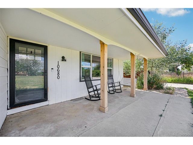 10690 Dover St, Broomfield, CO 80021