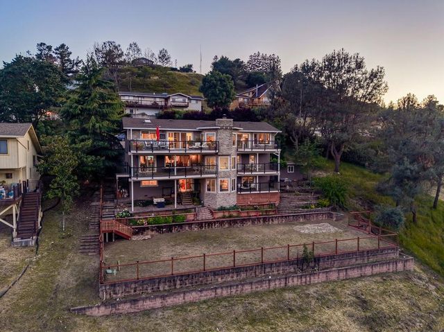 17241 Quail Court, Morgan Hill, CA 95037
