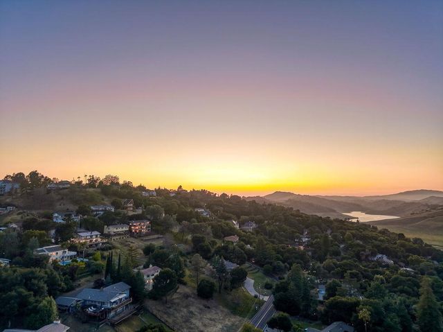 17241 Quail Court, Morgan Hill, CA 95037