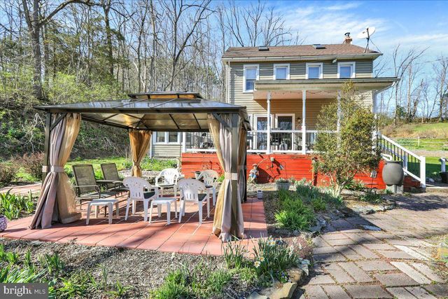 166 ARBORETUM RD, Bernville, PA 19506