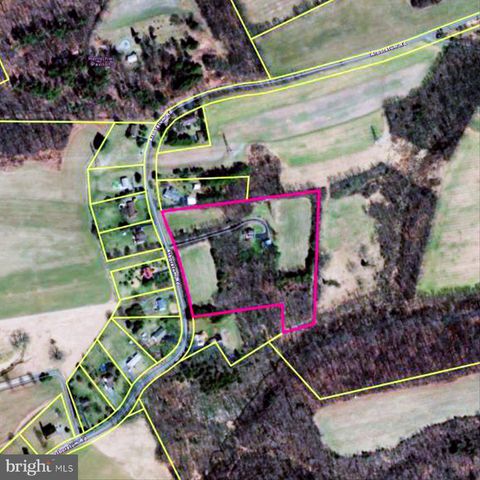 166 ARBORETUM RD, Bernville, PA 19506