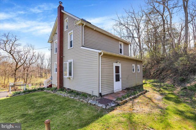 166 ARBORETUM RD, Bernville, PA 19506