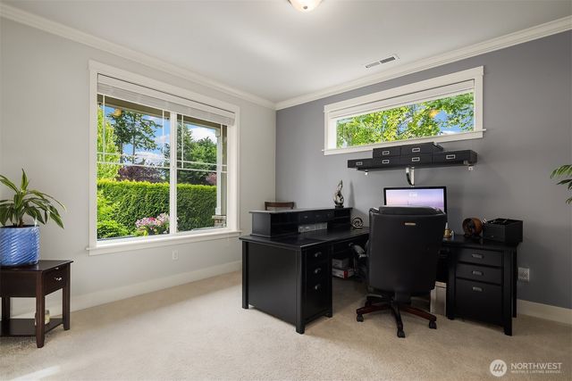 5529 165th Place SW, Lynnwood, WA 98037